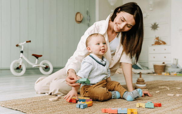 Nước lau sàn Okay - Khử khuẩn và kháng khuẩn hiệu quả bảo vệ trọn vẹn gia đình bạn.